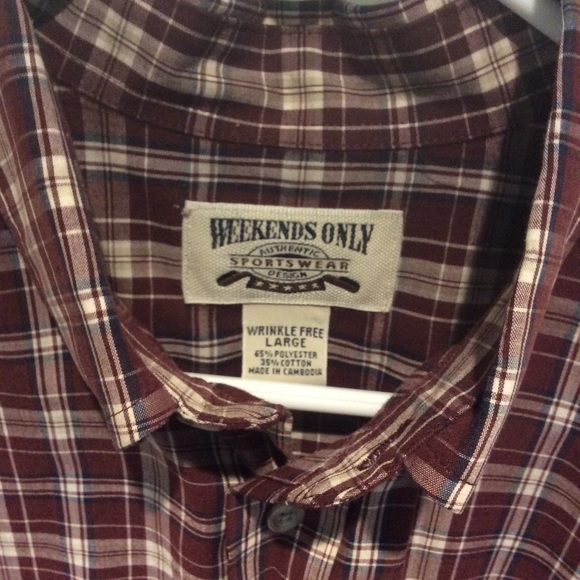 Weekends Only, s/s button down casual shirt.  L. - Picture 2 of 4